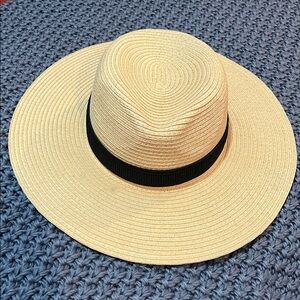 Madewell Tan Straw Hat with Black Band